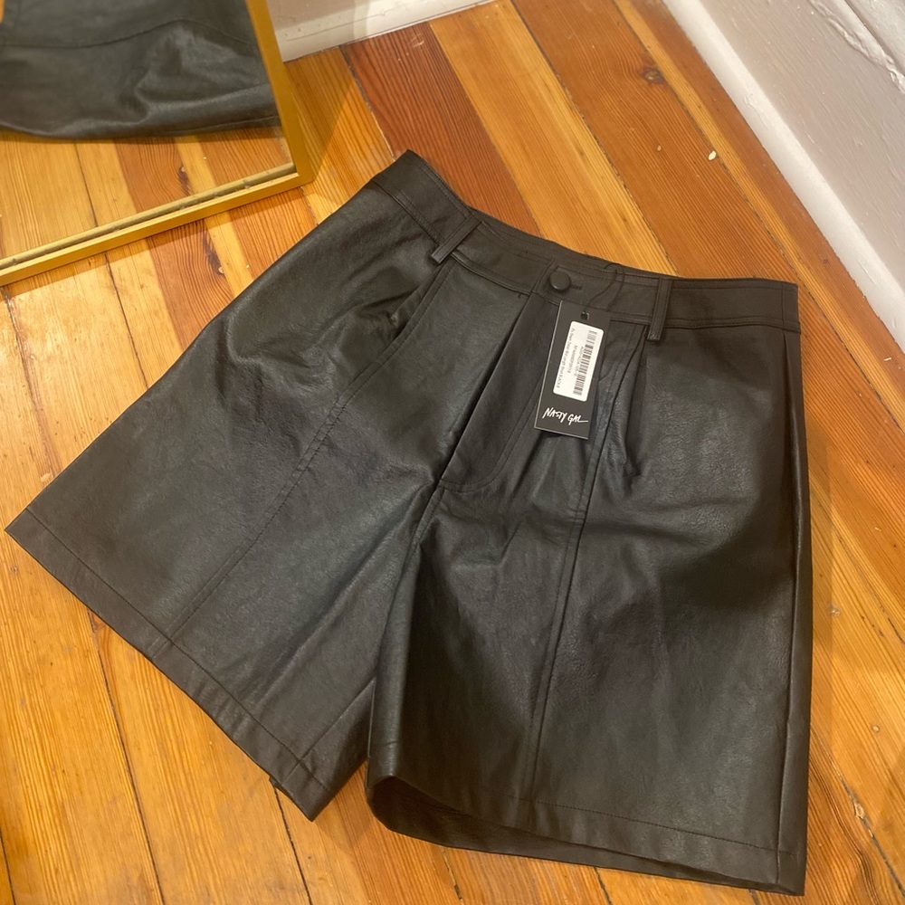 Nasty gal lightweight faux leather shorts